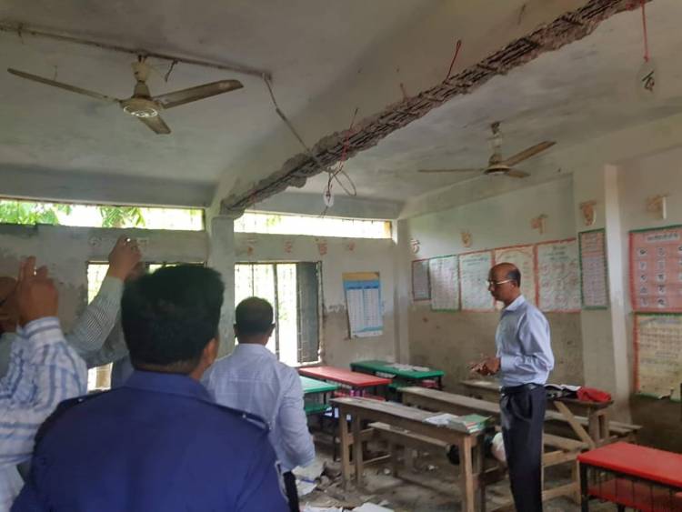 তালতলীতে বিদ্যালয়ের বিম ধসে ছাত্রী নিহতের ঘটনায় ভবন নির্মাণে নিম্নমানের কাজ হয়েছে: তদন্ত কমিটি